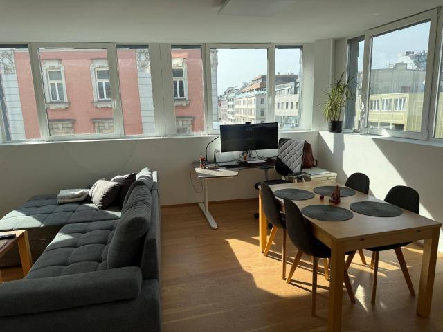 Helle 2 Zimmer Wohnung Nähe Westbahnof