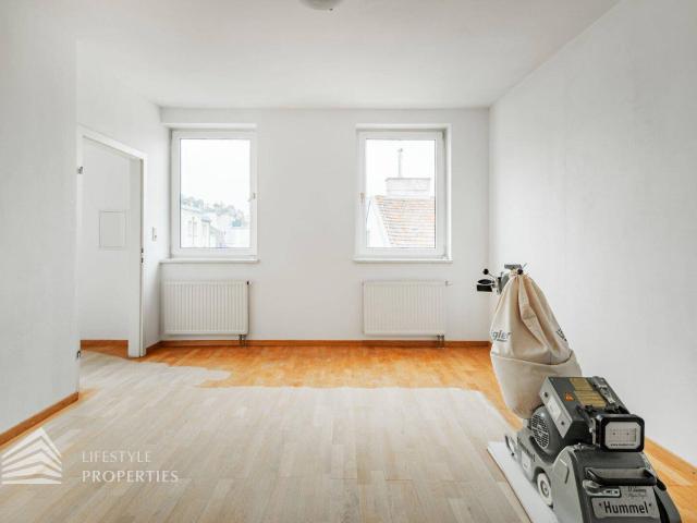 Helle 2 Zimmer Wohnung, Nähe Wiedner Hauptstraße