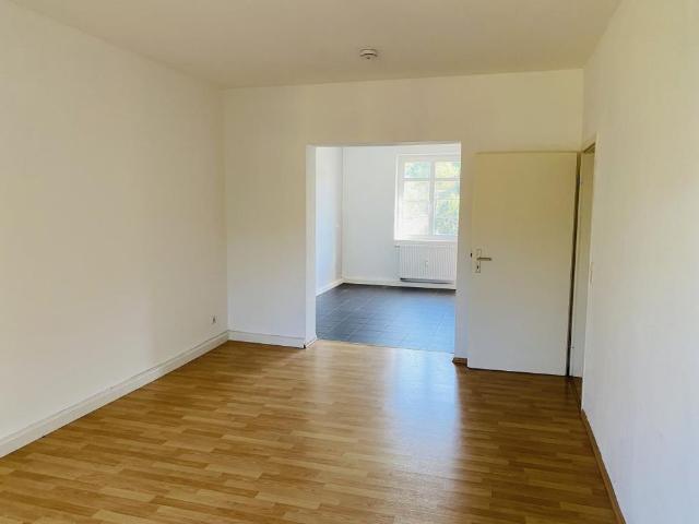 Helle 2 Zimmer Wohnung ab sofort frei