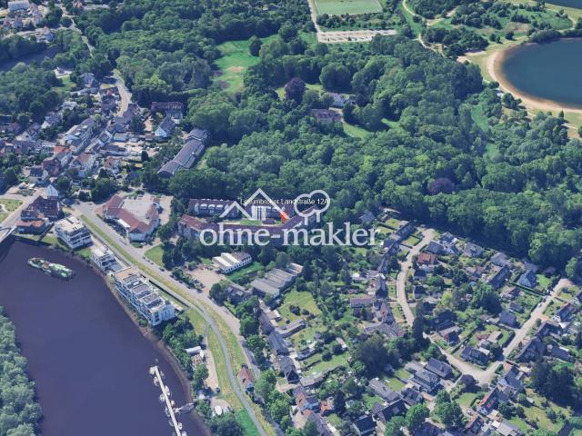 Helle 2 Zimmer Wohnung, Balkon, neue EBK, Fahrstuhl, Naturschutzgebiet Lesum von Privat