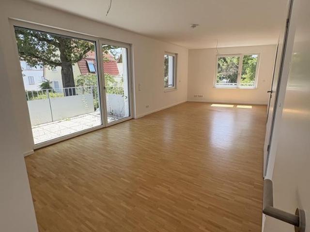 Helle 2 Zimmer Wohnung freut sich auf Ihren Einzug