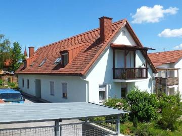 Helle 2 Zimmer Wohnung im Obergeschoss mit Balkon geförderte Miete ODER geförderte Miete mit Kaufoption 2 Zimmer