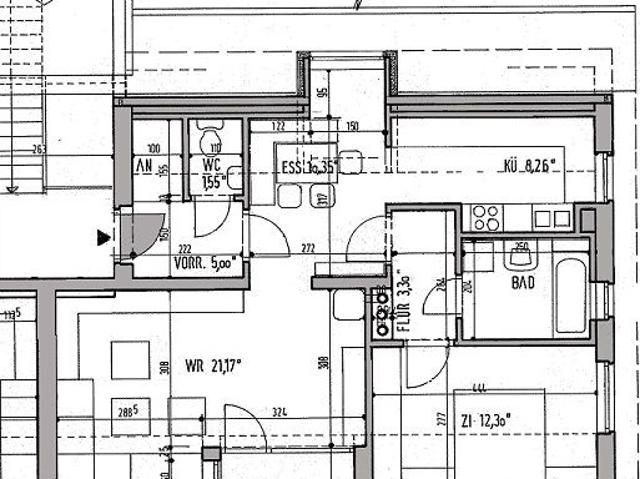 Helle 2 Zimmer Wohnung im Dachgeschoss mit Loggia