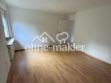 Helle 2 Zimmer Wohnung im DG mit großem Balkon– nördliche Gartenstadt