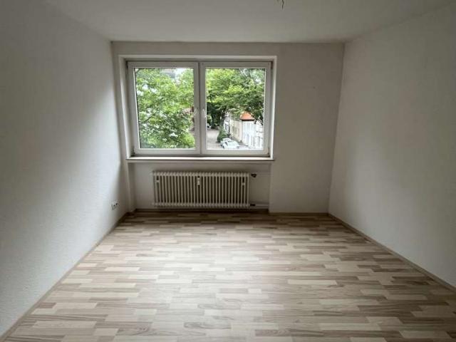 Helle 2 Zimmer Wohnung im ruhiger Lage!
