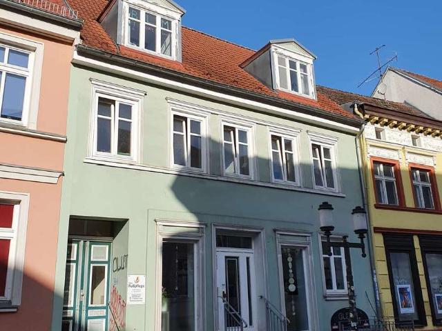 Helle 2 Zimmer Wohnung im Zentrum von Greifswald