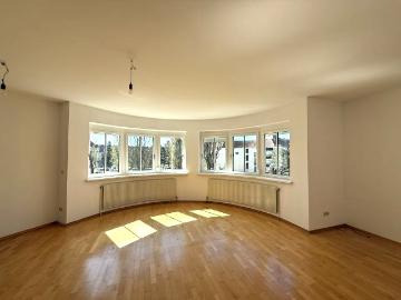 Helle 2 Zimmer Wohnung im Zentrum von Krems