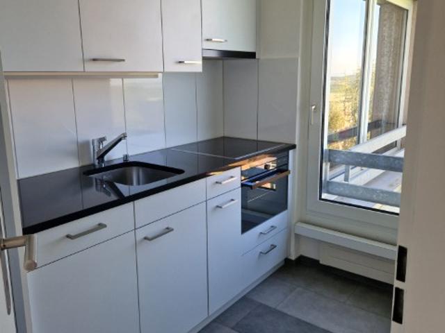 Helle 2 Zimmer Wohnung im 4. OG an ruhiger, stadtnaher Lage