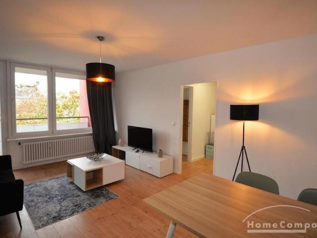 Helle 2 Zimmer Wohnung in Moabit, möbliert