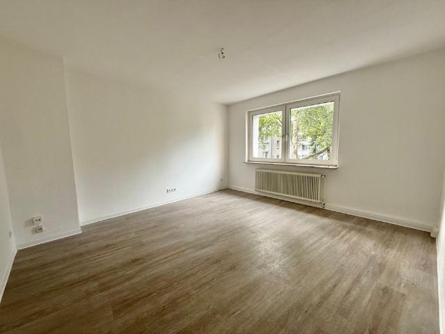 Helle 2 Zimmer Wohnung in modernisiertem Zustand