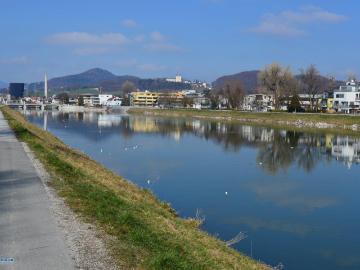 Helle 2 Zimmer Wohnung in begehrter Lage von Salzburg