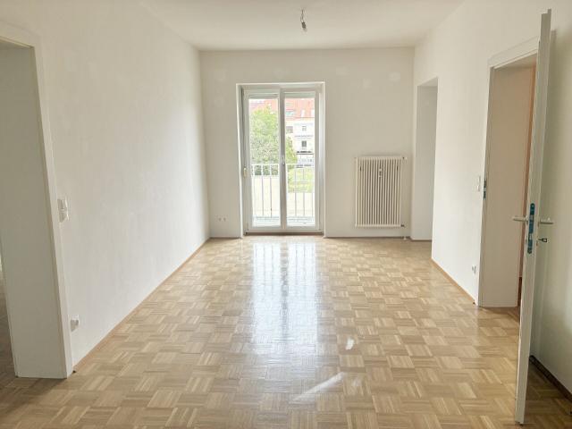 Helle 2 Zimmer Wohnung in der Nähe vom Jakominiplatz, 8010 Graz zu mieten