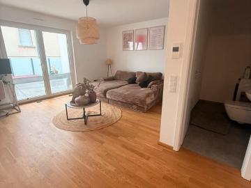 Helle 2 Zimmer Wohnung in Frankfurt Nied