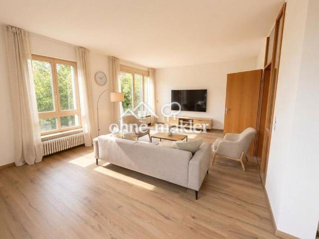 Helle 2 Zimmer Wohnung in Kornwestheim, Terrasse, Garten, TG, renoviert & E Rollläden