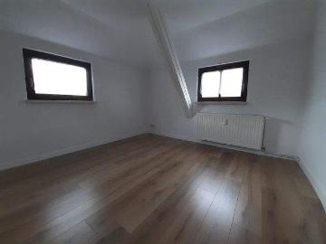 1.Monat Kaltmietfrei Helle 2,5 Raum Dachgeschosswohnung im ruhigen Lunzenau