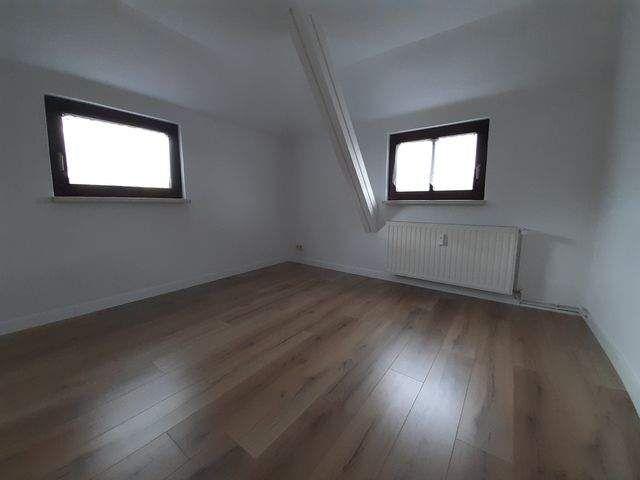 1.Monat Kaltmietfrei Helle 2,5 Raum Dachgeschosswohnung im ruhigen Lunzenau