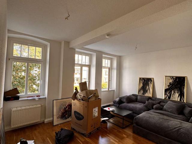 Helle 2 Zimmer Wohnung in ruhiger Lage – ab sofort frei