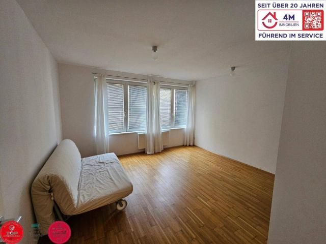 Helle 2 Zimmer Wohnung in Traumlage Direkt an der U Bahn & Schönbrunner Straße!