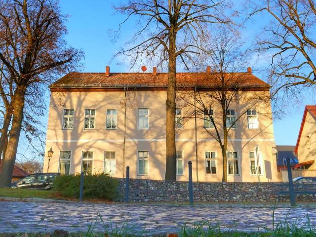 Helle 2 Zimmer Wohnung in Wandlitz OT Schönerlinde frisch renoviert mit Badewanne