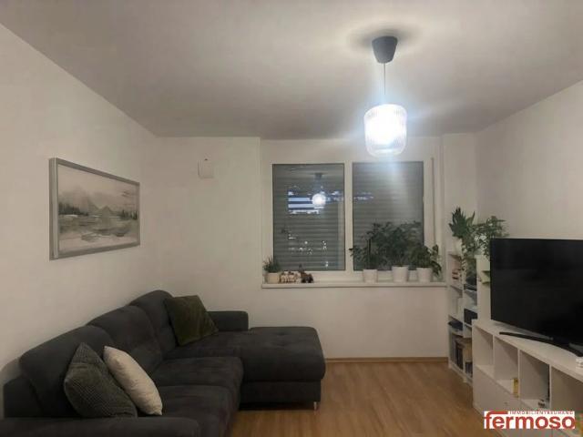 Helle 2 Zimmer Wohnung in 1200 Wien mit Fußbodenheizung, Einbauküche und Aufzug!