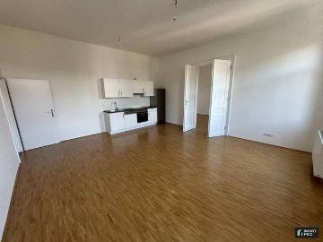 Helle 2 Zimmer Wohnung Provisionsfrei!