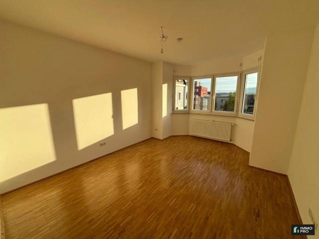 Helle 2 Zimmer Wohnung Provisionsfrei!