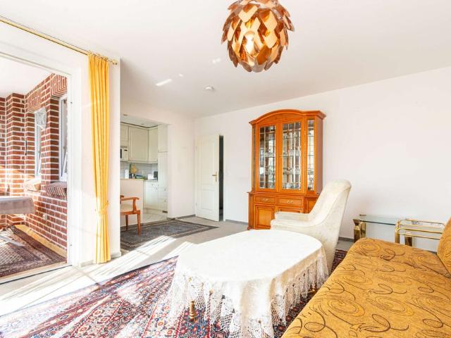 Helle 2 Zimmer Wohnung – teilmöbliert und bezugsbereit, Obj.10319
