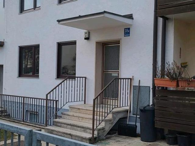 helle 2 Zimmer Wohnung