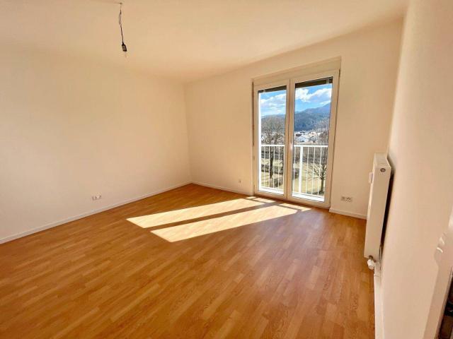 Helle 2 Zimmer Wohnung | 3. Etage