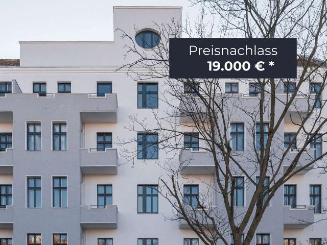 Helle 2 Zimmer Altbauwohnung mit großem Wohnzimmer in Wedding