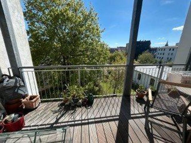 Helle 2 Zimmer Altbauwohnung in der Werdervorstadt