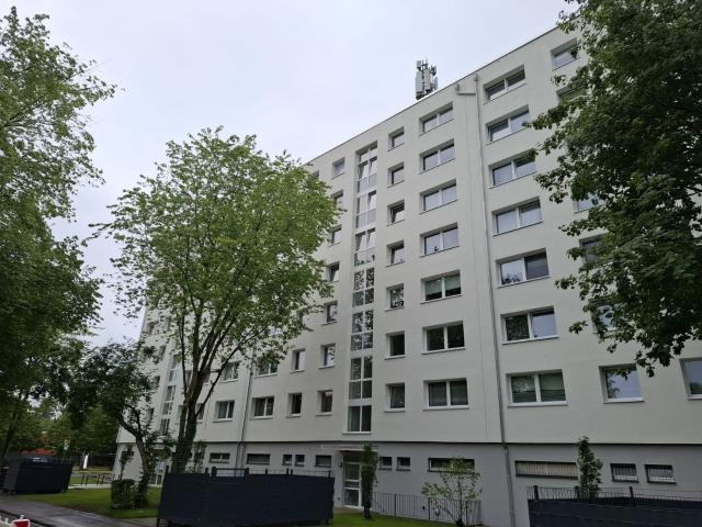 Helle 2 Zimmer Balkonwohnung provisionsfrei zu vermieten 1. Monat mietfrei!