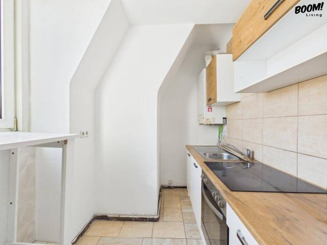 Helle 2 Zimmer Dachgeschosswohnung mit optimaler Raumaufteilung