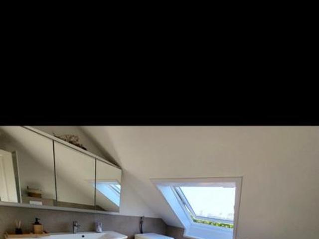 Helle 2 Zimmer Dachgeschosswohnung in Hörde