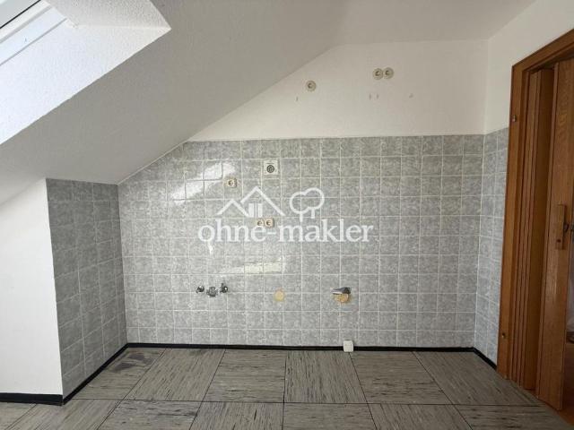 Helle 2 Zimmer Dachgeschosswohnung in ruhiger Lage in Lohr a.Main