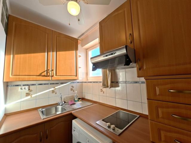 Helle 2 Zimmer Eckwohnung mit Balkon und Wunderschöner Aussicht