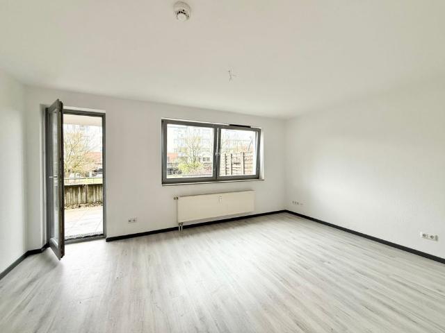 Helle 2 Zimmer Erdgeschosswohnung mit Terrasse in zentrumsnaher Lage
