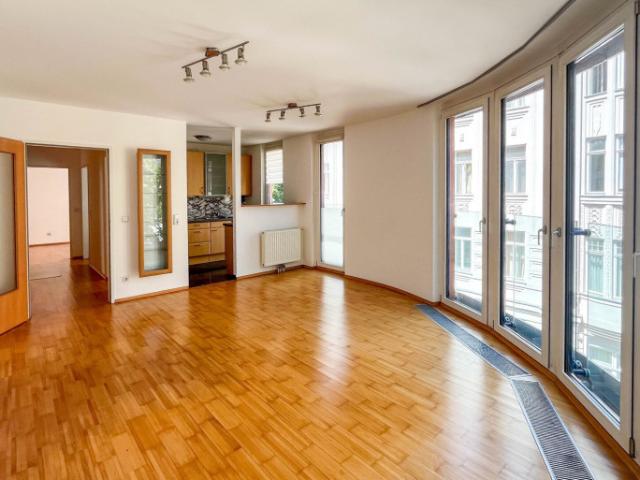 Helle 2 Zimmer mit optionalem Garagenplatz, Gemeinschaftsdachterrasse und U3 Nähe