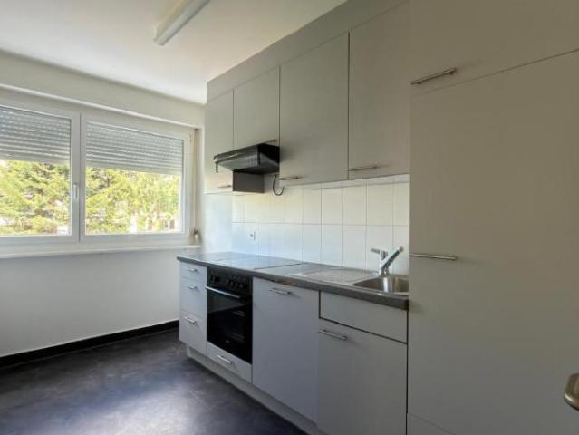 Helle 2 Zimmerwohnung im 2. Obergeschoss Lyss Strasse 101, 2560 Nida