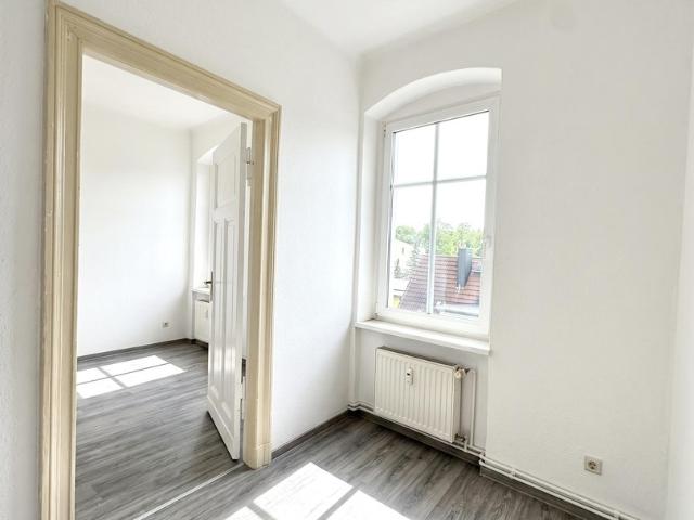 Helle 2 Zimmerwohnung im 2OG Erstbezug nach Sanierung