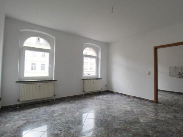 Helle 2 Zimmerwohnung in Marmoroptik