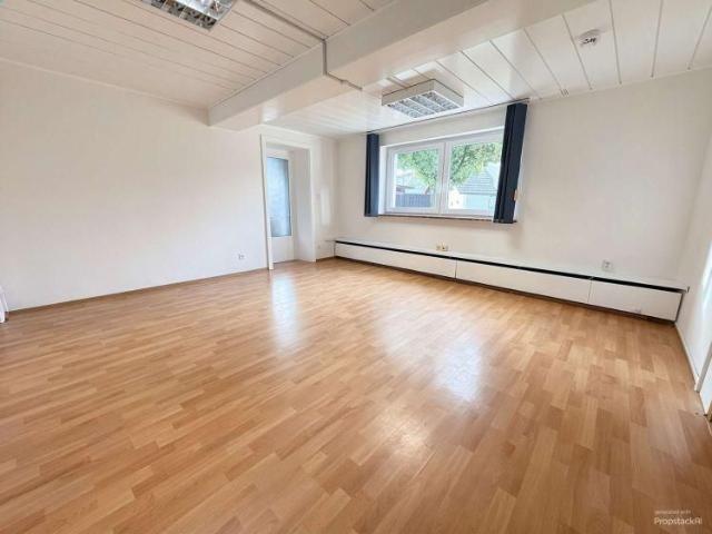 Helle 2 Zimmerwohnung mit Stellplatz in Rödental!