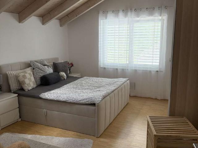 Helle 2 1/2 Zimmer Wohnung im 1. OG in Metten