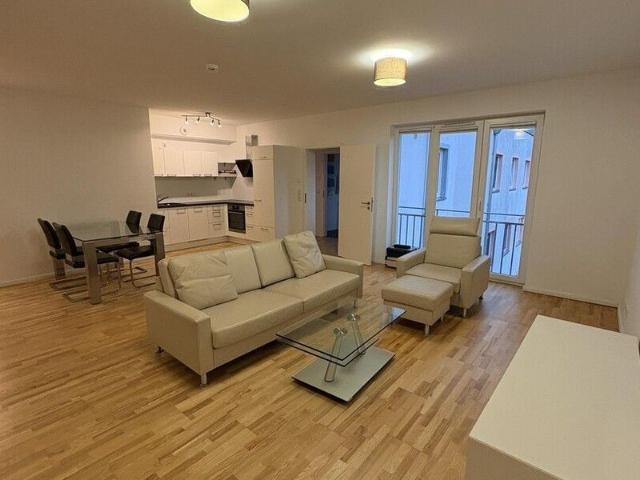 Helle 2,5 Zi. Wohnung mit Gartenparzelle in Köpenick