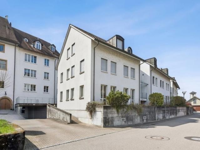Helle 2.5 Zimmer Maisonette Wohnung