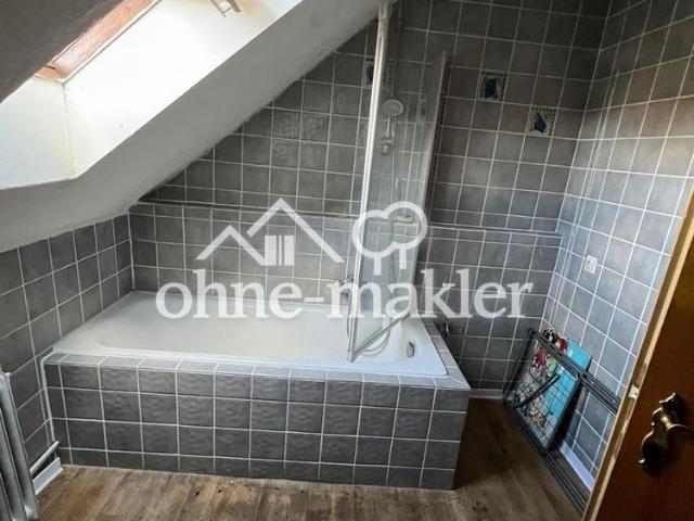 Helle 2,5 Zimmer Dachgeschoss Wohnung in Obernkirchen