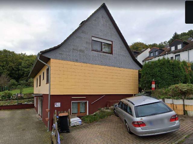 Helle 2,5 Zimmer Dachgeschosswohnung in Witten
