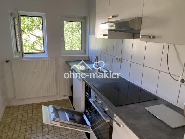 Helle 2,5 Zimmer Wohnung