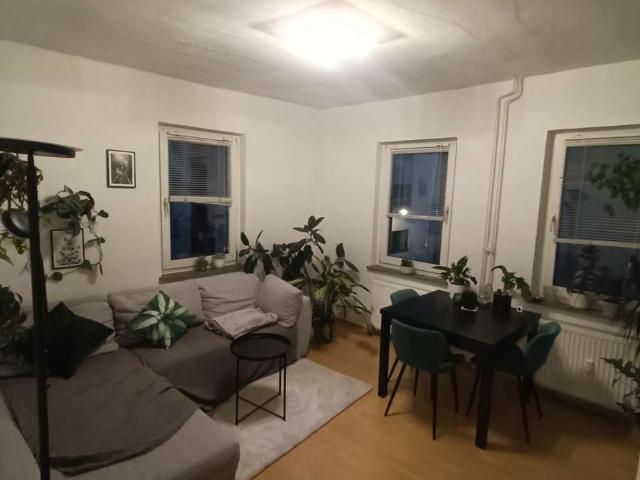 Helle 2,5 Zimmer Wohnung in Frankfurt Heddernheim
