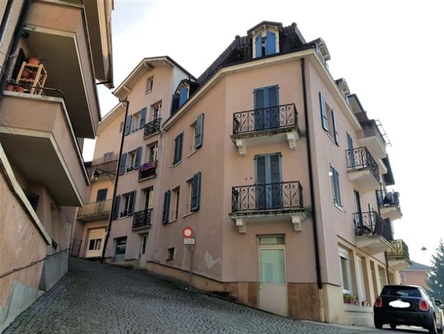 Helle 2.5 Zimmer Wohnung in Territet zu vermieten